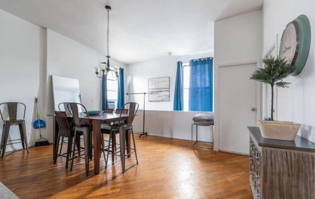 Majestic 3 Bedroom In Nyc!